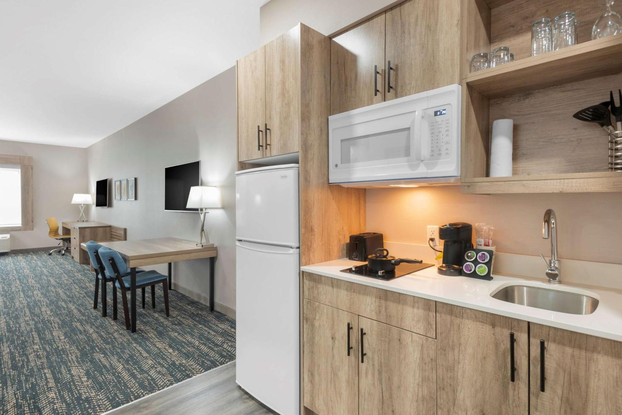 Best Western Premier Executive Residency Medicine Hat Exterior foto